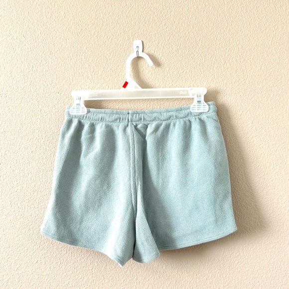 Brandy Melville Thermal Shorts - Picture 4 of 6